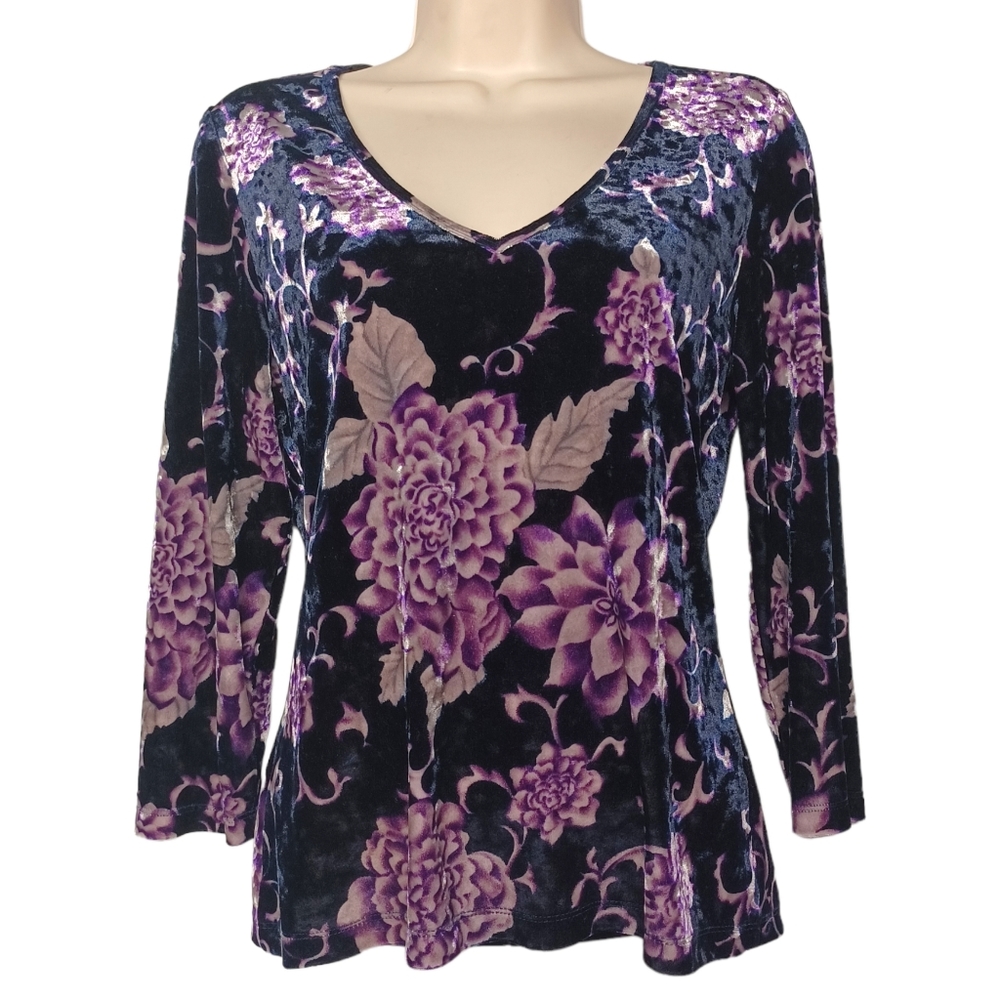 NEW YORK & COMPANY Purple Floral Print Black Velvet V Neck 3/4 Sleeve Top M